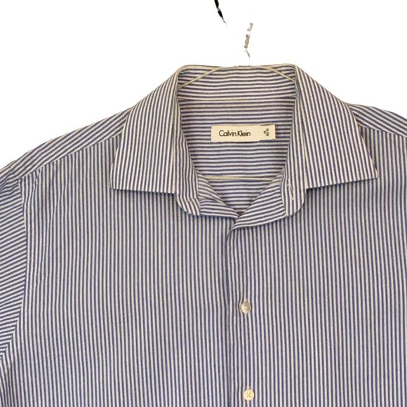 Calvin Klein Mens Blue White Pin Striped Dress Shirt, Button Front 16 32/33 - Picture 2 of 7
